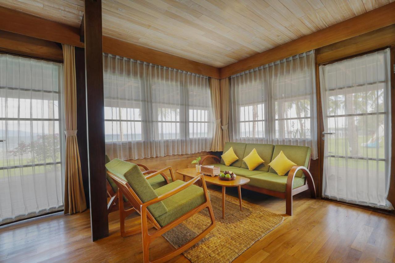 Villa So Long Banyuwangi - Ijen エクステリア 写真